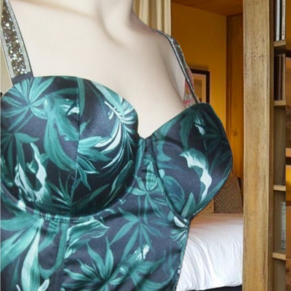 RARE Victoria's‎ Secret Very Sexy Satin Palm Leaf Shine Strap Bustier Bra 32DD - Picture 4 of 17